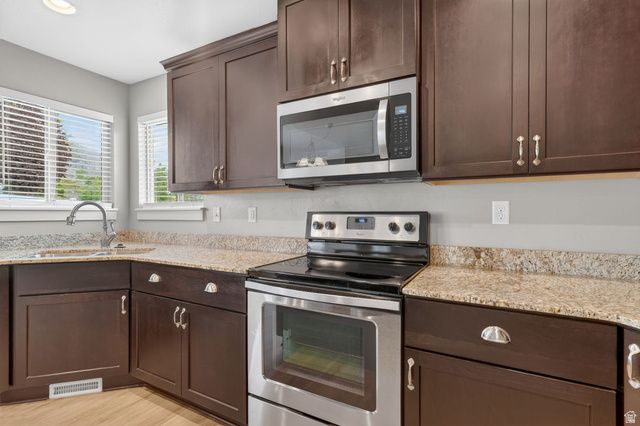 1118 N 580 E, Pleasant Grove, UT 84062