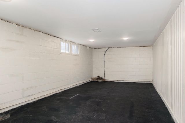 2842 Mason Boulevard, Muskegon Heights City, MI 49444