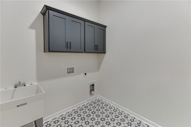 8135 Heardsville Court, Cumming, GA 30028