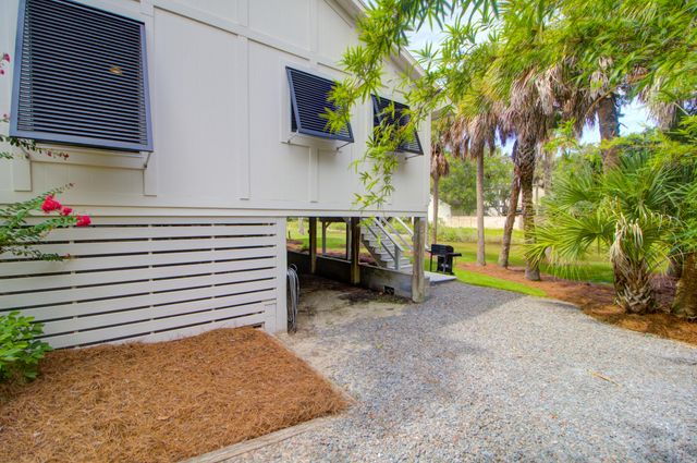 312 W Cooper Avenue, Folly Beach, SC 29439