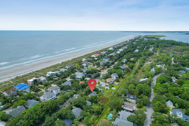 312 W Cooper Avenue, Folly Beach, SC 29439