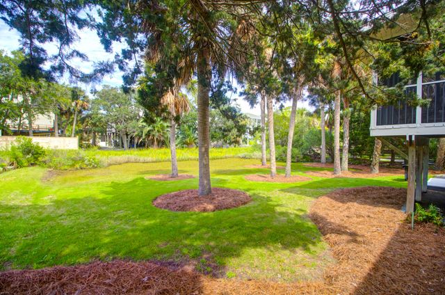 312 W Cooper Avenue, Folly Beach, SC 29439
