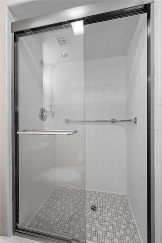 15102 Dutchmans Drive, Rogers, AR 72756