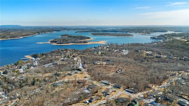 15102 Dutchmans Drive, Rogers, AR 72756