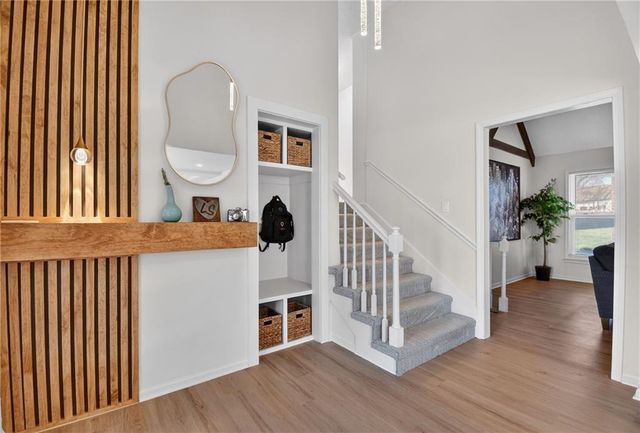 308 SE Richardson Place, Lee's Summit, MO 64063