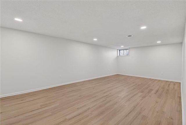 308 SE Richardson Place, Lee's Summit, MO 64063