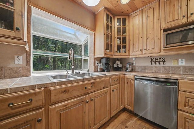 18150 Acorn Ct, Pioneer, CA 95666