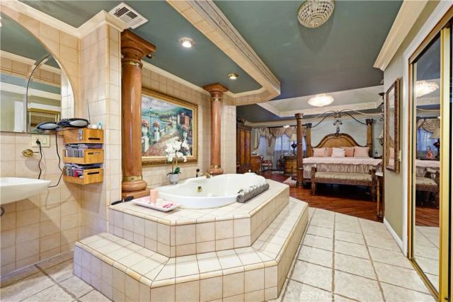 8906 Brock Avenue, Downey, CA 90240