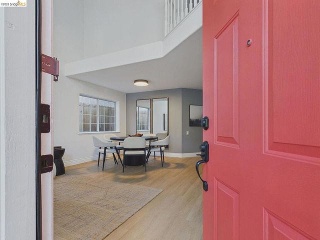 2392 Austin Ct, Castro Valley, CA 94546