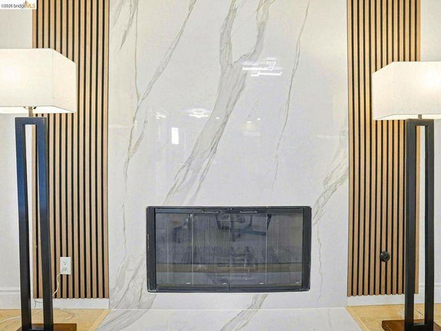 2392 Austin Ct, Castro Valley, CA 94546