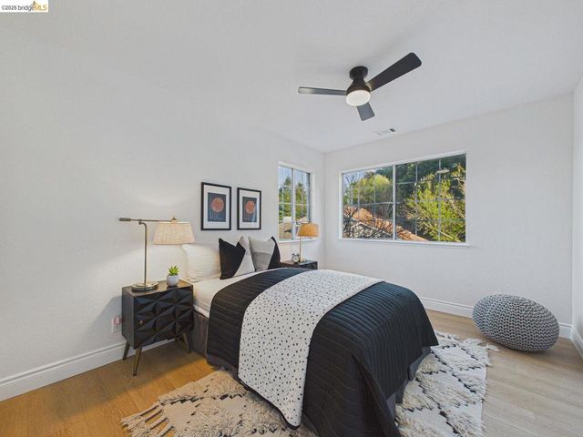 2392 Austin Ct, Castro Valley, CA 94546