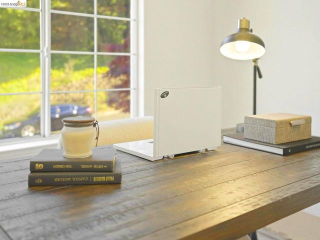 2392 Austin Ct, Castro Valley, CA 94546