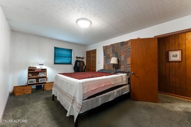 4009 Sevierville Pike, Knoxville, TN 37920