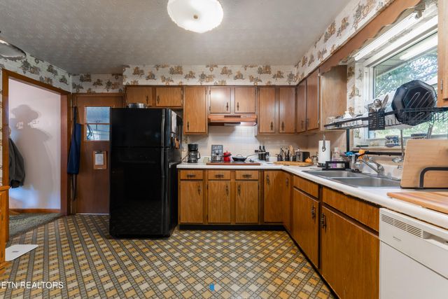 4009 Sevierville Pike, Knoxville, TN 37920