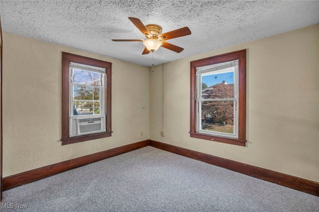 140 5th Street NE, North Canton, OH 44720