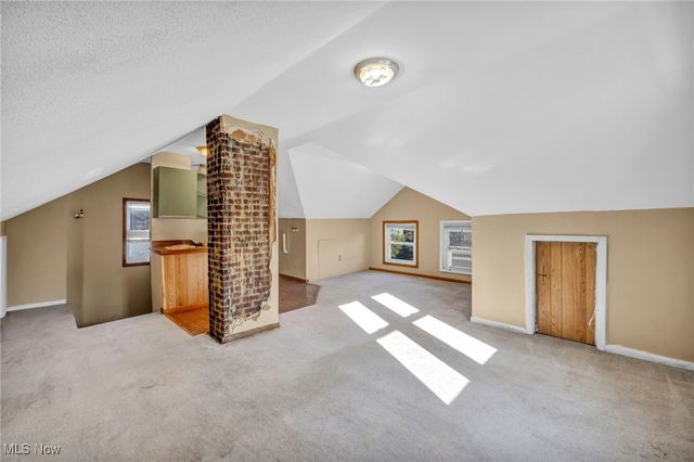 140 5th Street NE, North Canton, OH 44720