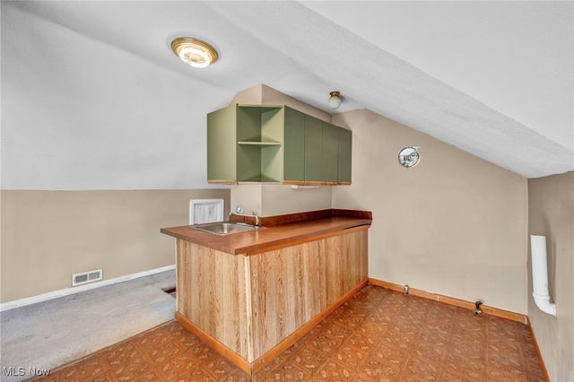 140 5th Street NE, North Canton, OH 44720