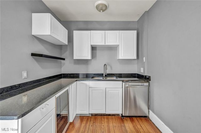 140 5th Street NE, North Canton, OH 44720