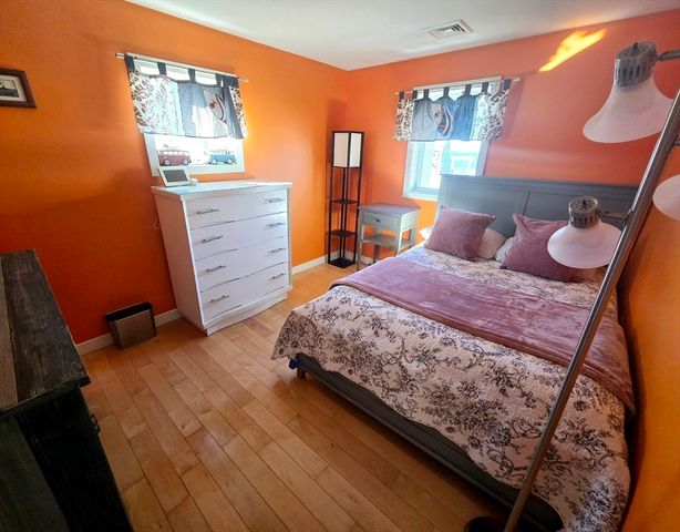 4 79th Street WINTER, Newburyport, MA 01950