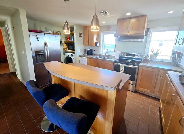 4 79th Street WINTER, Newburyport, MA 01950