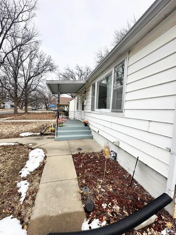 618 NE Grattan ST, Topeka, KS 66616
