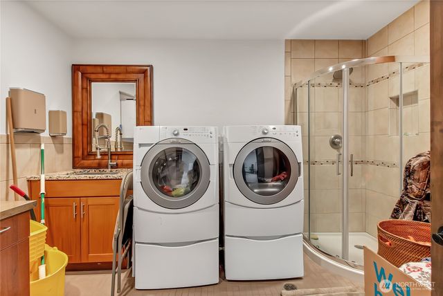 120 Corrin Avenue NW, Orting, WA 98360