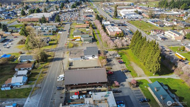 120 Corrin Avenue NW, Orting, WA 98360