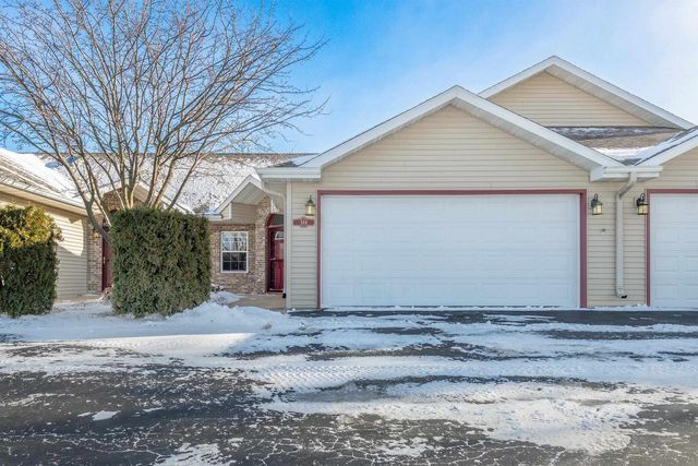584 N Wisconsin Street, Berlin, WI 54923