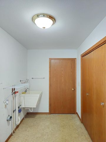 584 N Wisconsin Street, Berlin, WI 54923