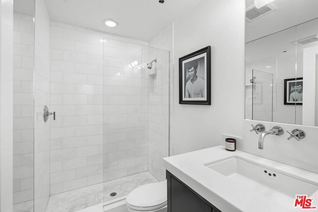 964 Hancock Avenue 103, West Hollywood, CA 90069