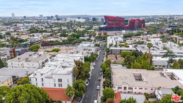 964 Hancock Avenue 103, West Hollywood, CA 90069