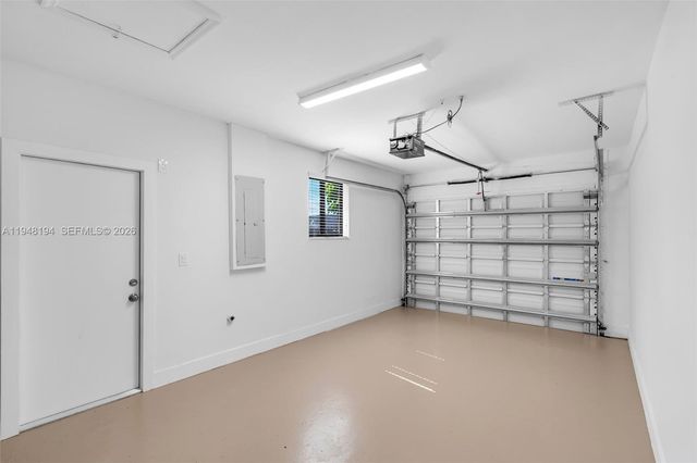 2203 SW 139th Ave, Miami, FL 33175