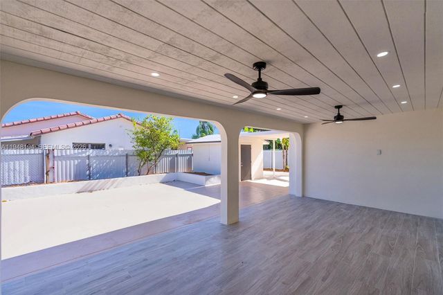 2203 SW 139th Ave, Miami, FL 33175