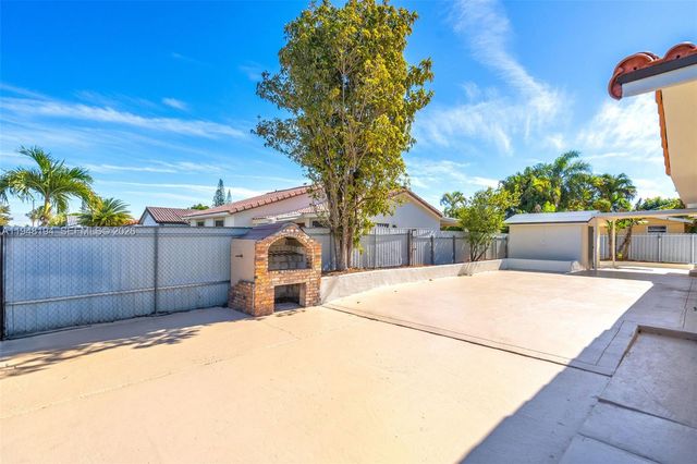 2203 SW 139th Ave, Miami, FL 33175