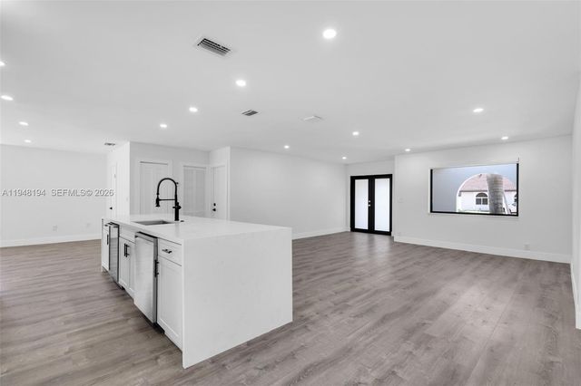 2203 SW 139th Ave, Miami, FL 33175