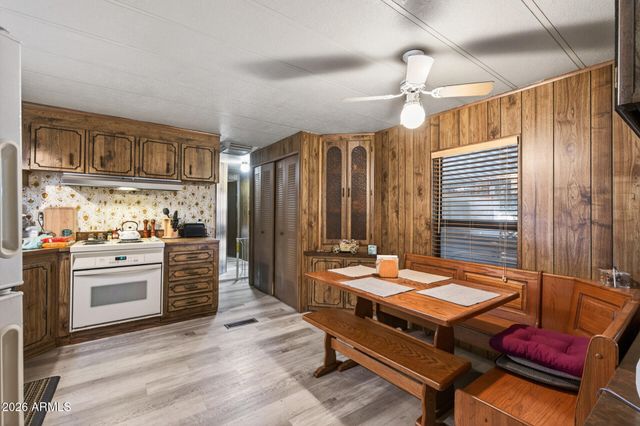 6607 W Camino De La Campana Avenue, Glendale, AZ 85308