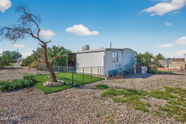 6607 W Camino De La Campana Avenue, Glendale, AZ 85308