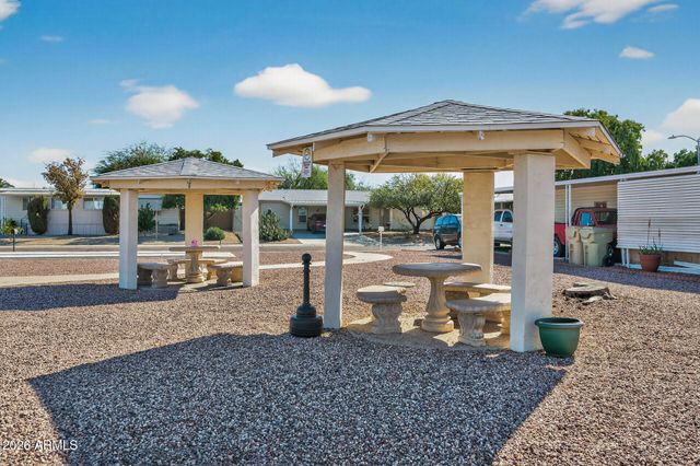 6607 W Camino De La Campana Avenue, Glendale, AZ 85308