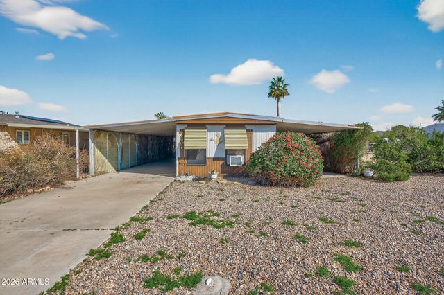 6607 W Camino De La Campana Avenue, Glendale, AZ 85308
