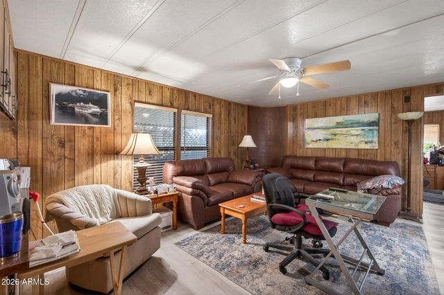 6607 W Camino De La Campana Avenue, Glendale, AZ 85308