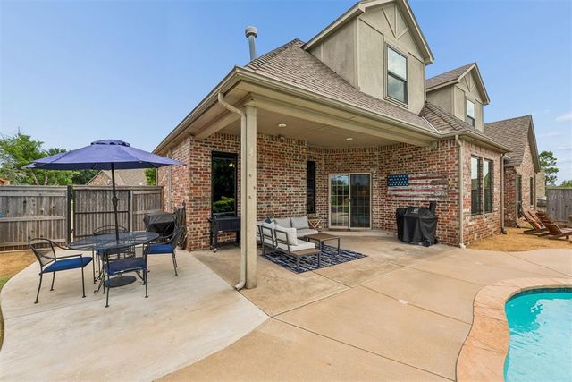 1217 River Chase Drive, Edmond, OK 73025
