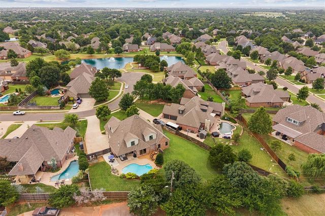 1217 River Chase Drive, Edmond, OK 73025