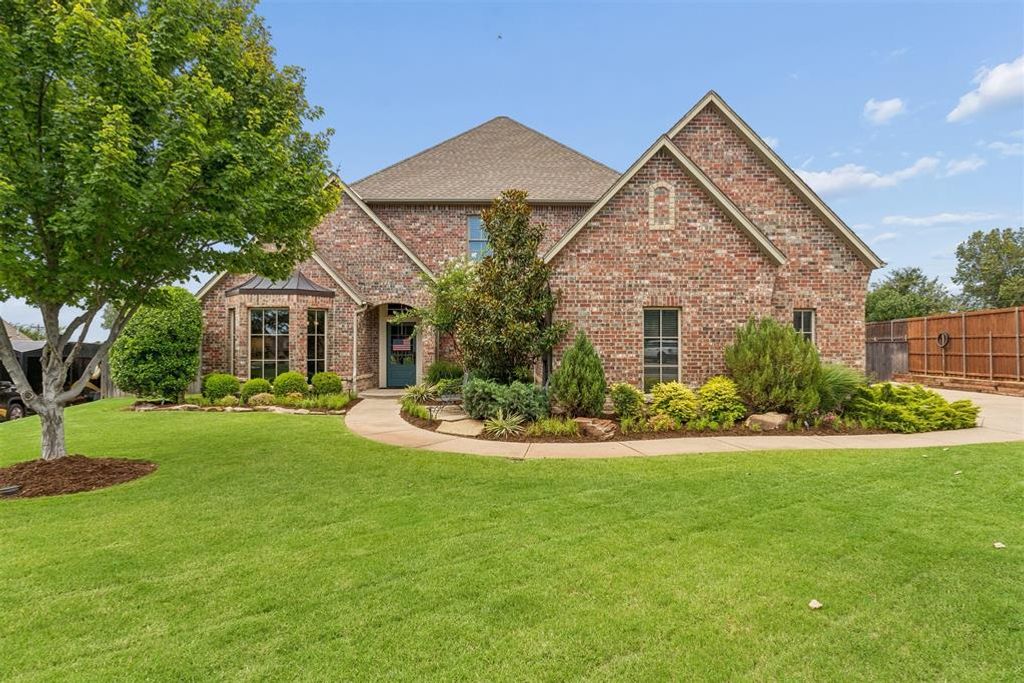 1217 River Chase Drive, Edmond, OK 73025