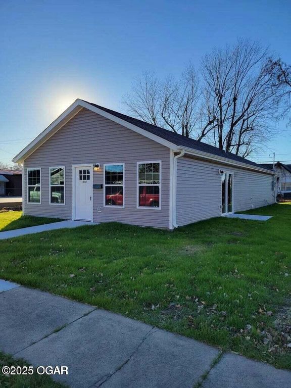 509 N Liberty Street, Webb City, MO 64870