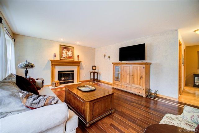 51 Mina Drive, Wappingers Falls, NY 12590