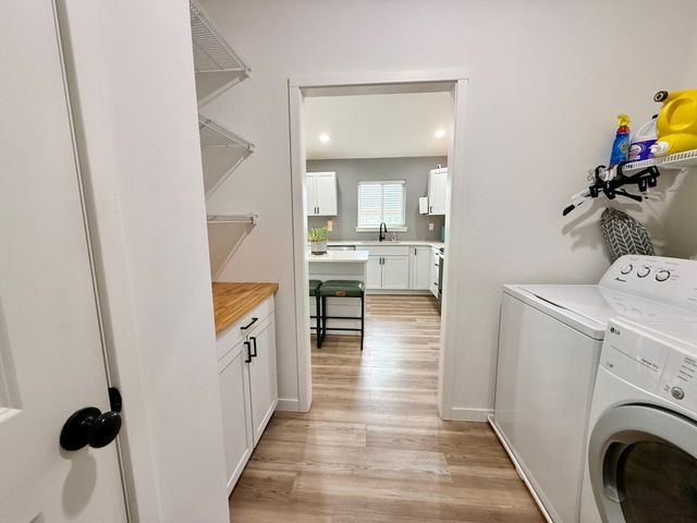 425 Galileo Drive, Riverside, IA 52327