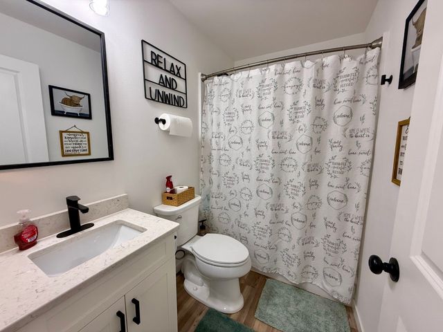 425 Galileo Drive, Riverside, IA 52327