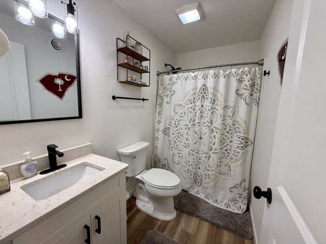 425 Galileo Drive, Riverside, IA 52327