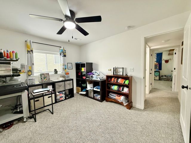 425 Galileo Drive, Riverside, IA 52327