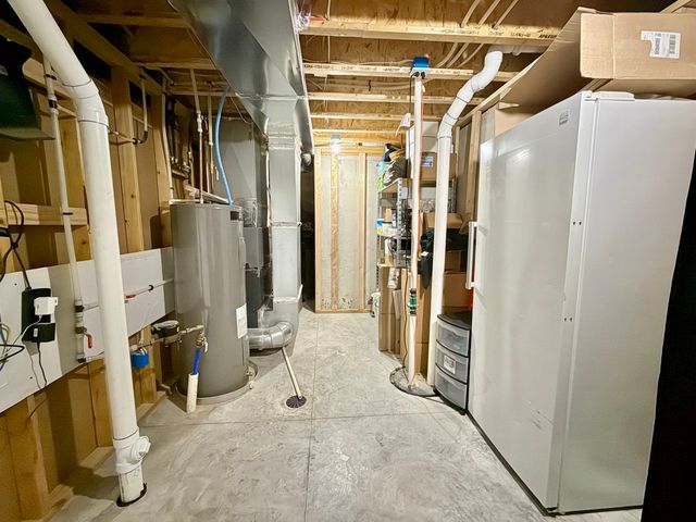 425 Galileo Drive, Riverside, IA 52327